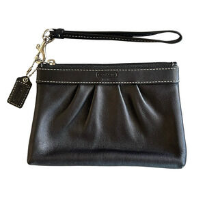 COACH Pleated Black Soft Genuine Leather Small Zip Clutch Wristlet Bag Hang Tag